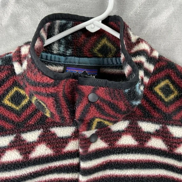 Patagonia Synchilla Sweater men's Medium 1/4 Snap-T Pullover Aztec Saltillo 2016